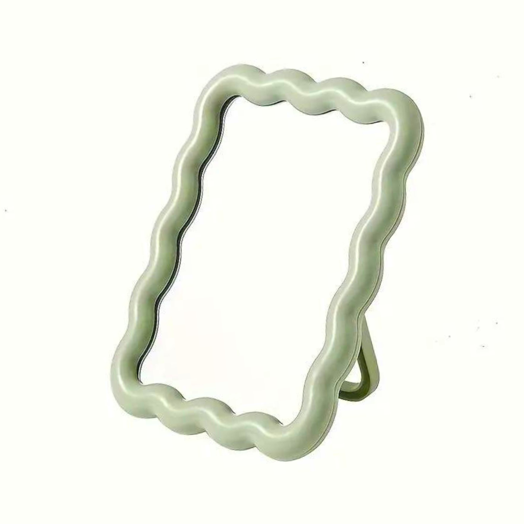 Wavy Make Up Mirror in Green